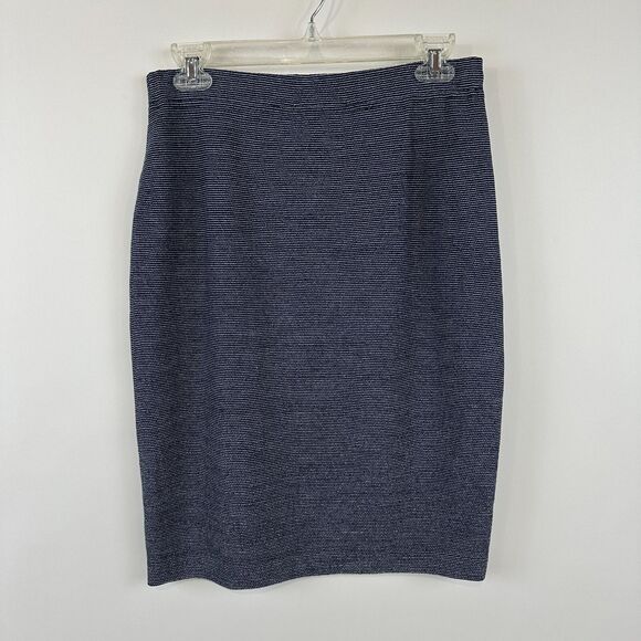 St John Collection Mary Grey Santana Knit Skirt sz 4 Dark Navy Stripe Pull On - Picture 3 of 8